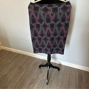 LulaRoe Skirt ♥️🖤 NWOT